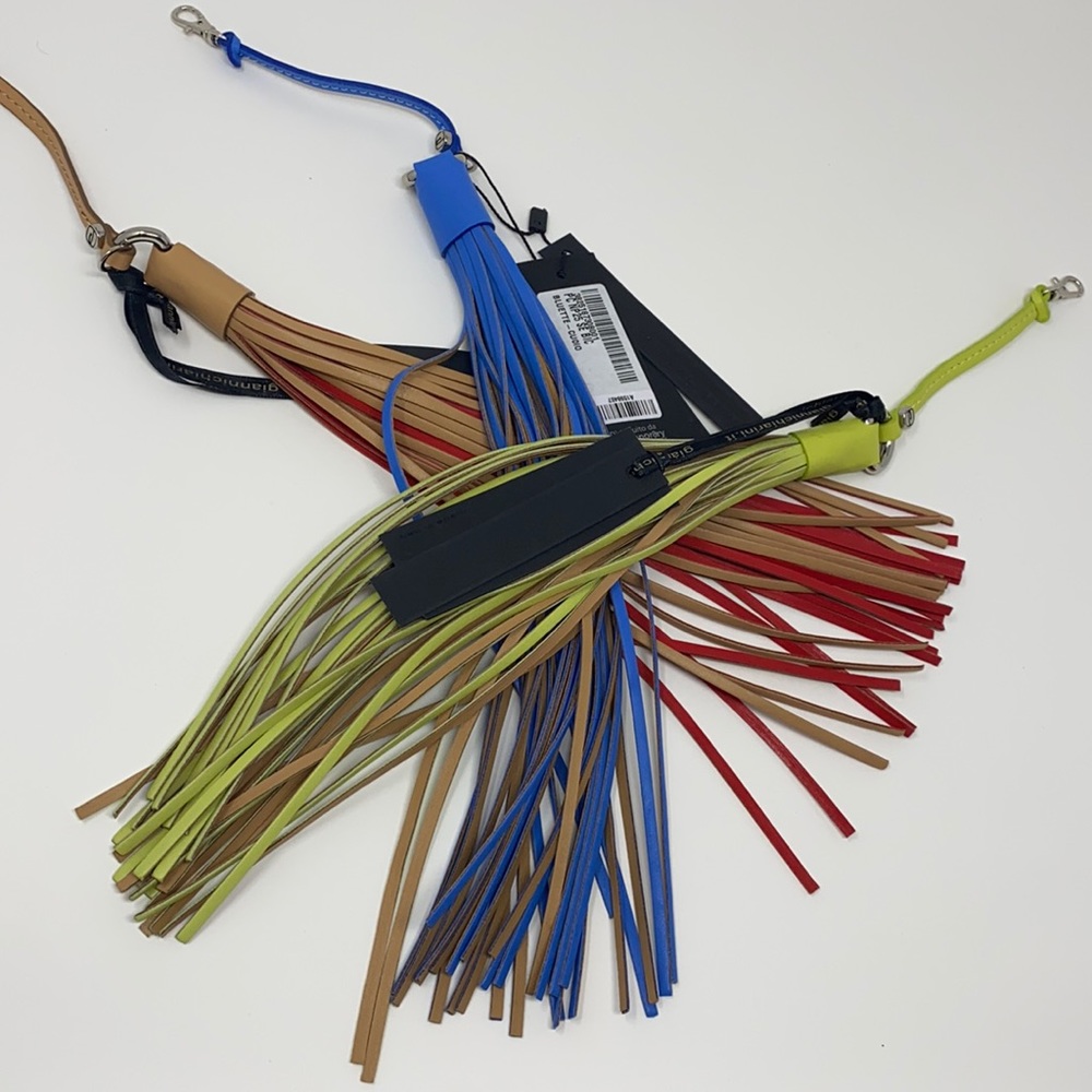 Gianni Chiarini genuine leather tassel key ring bag accessory